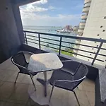 Iate Plaza - Flat 1310 Particular