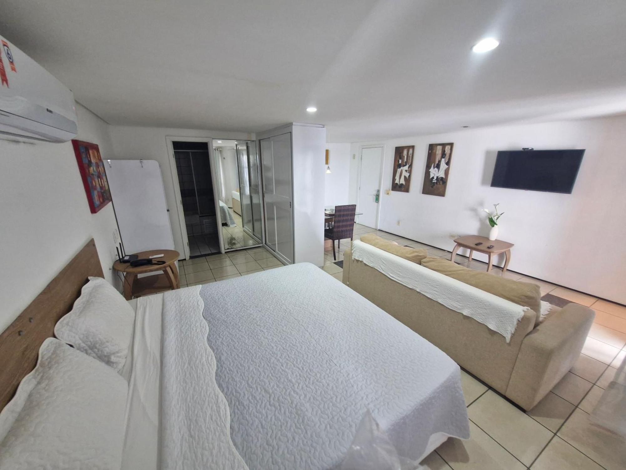 Iate Plaza - Flat 1310 Particular Hotel *